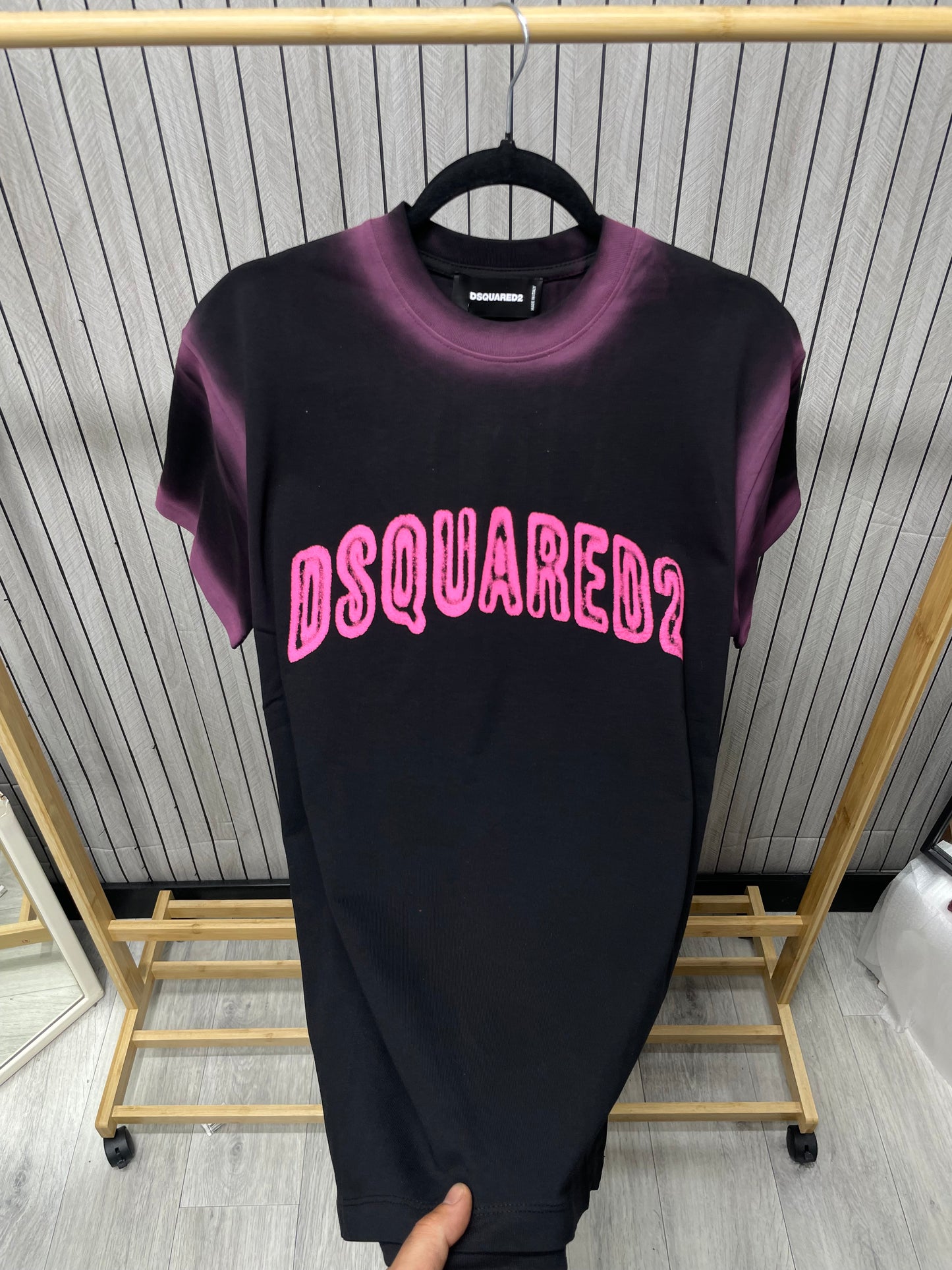 Tricou Barbat Disqir Negru Roz