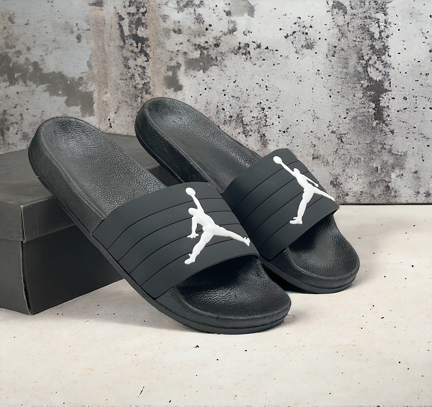 Cod Produs Papuci JR-01 Negru