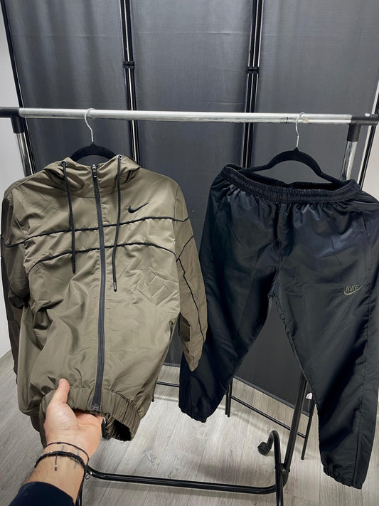 Trening Barbat NS Kaki