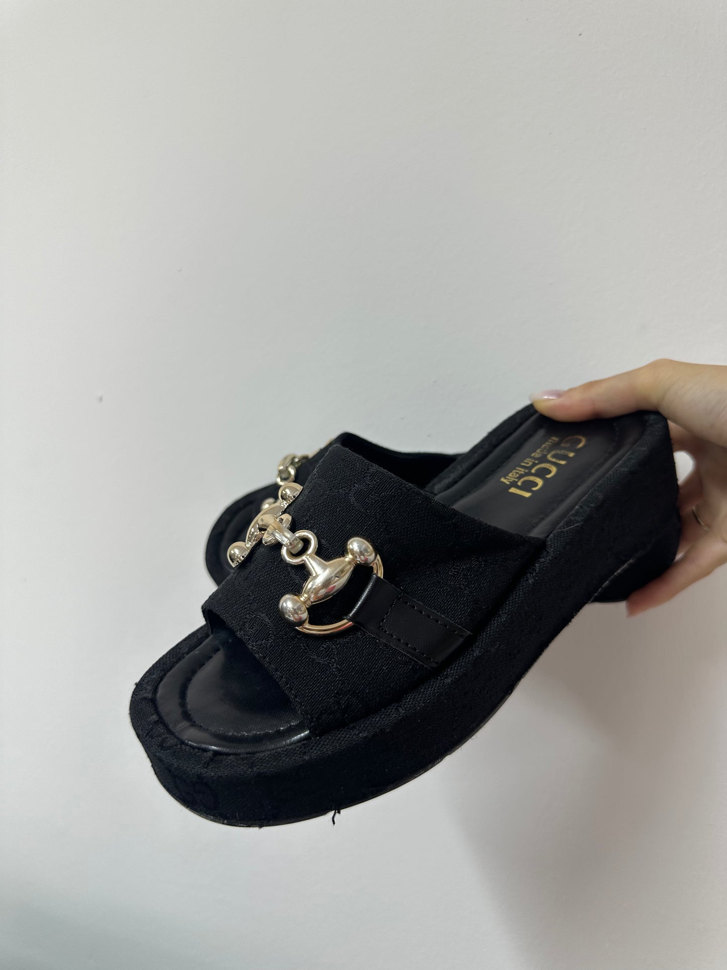 Papuci GC Negru Talpă Înaltă