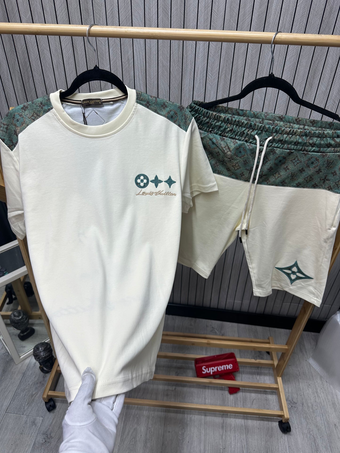 Compleu Barbat Louiso Crem Verde