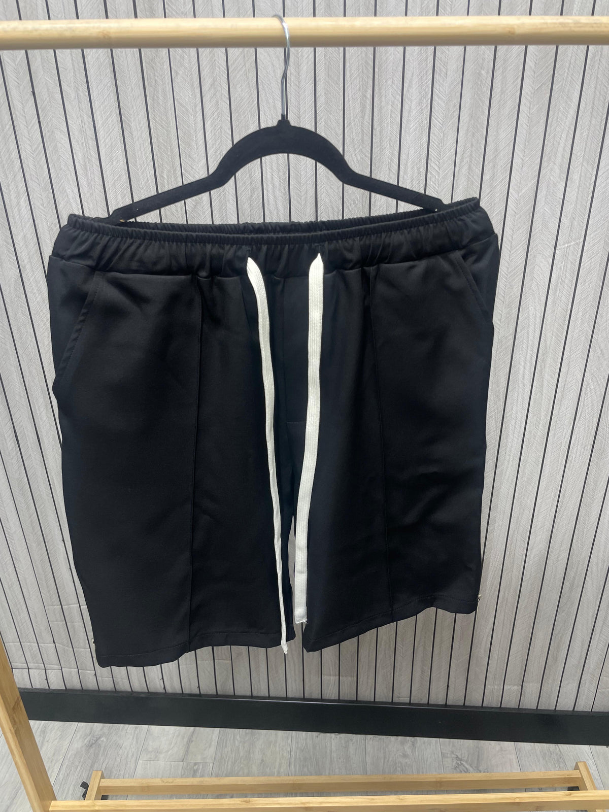 Pantaloni barbat cu șnur Negru