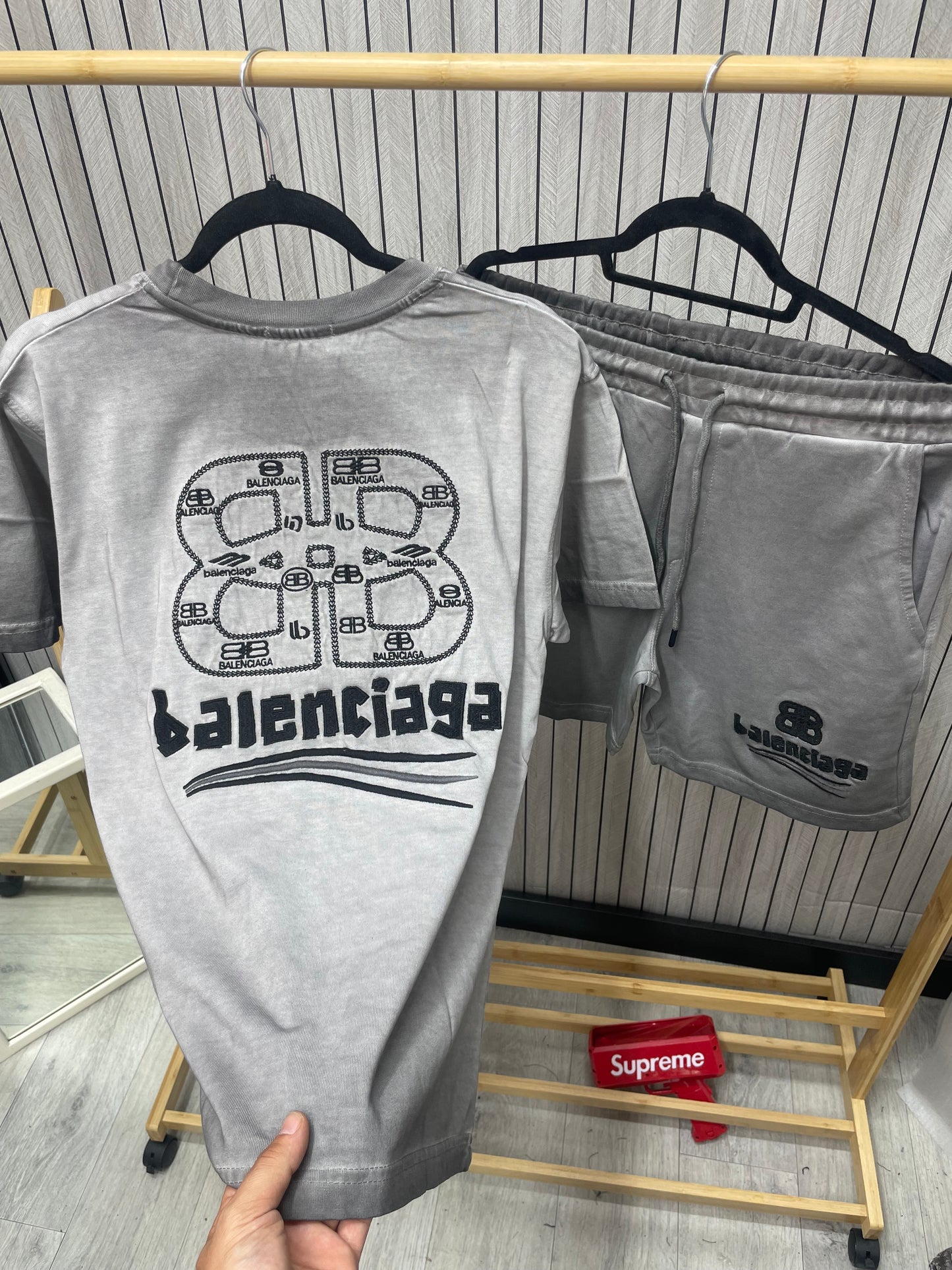 Compleu Barbat Leng Gri