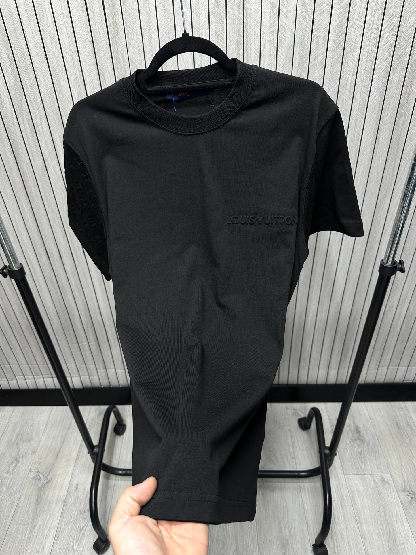 Tricou barbat ITON Negru