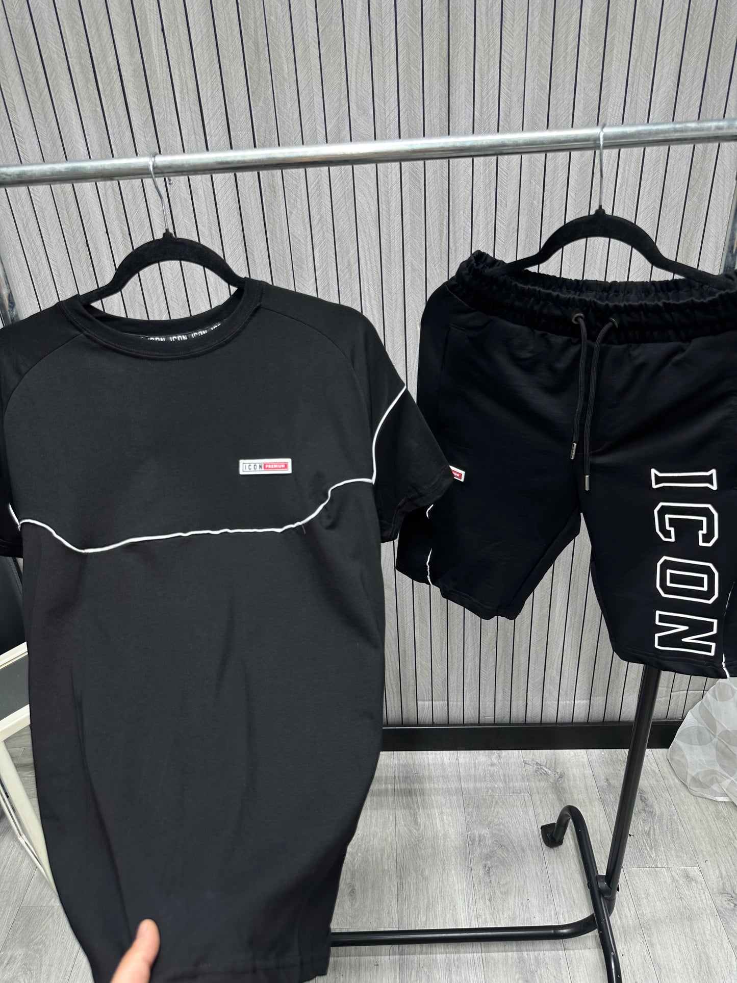 Compleu barbat Con Black