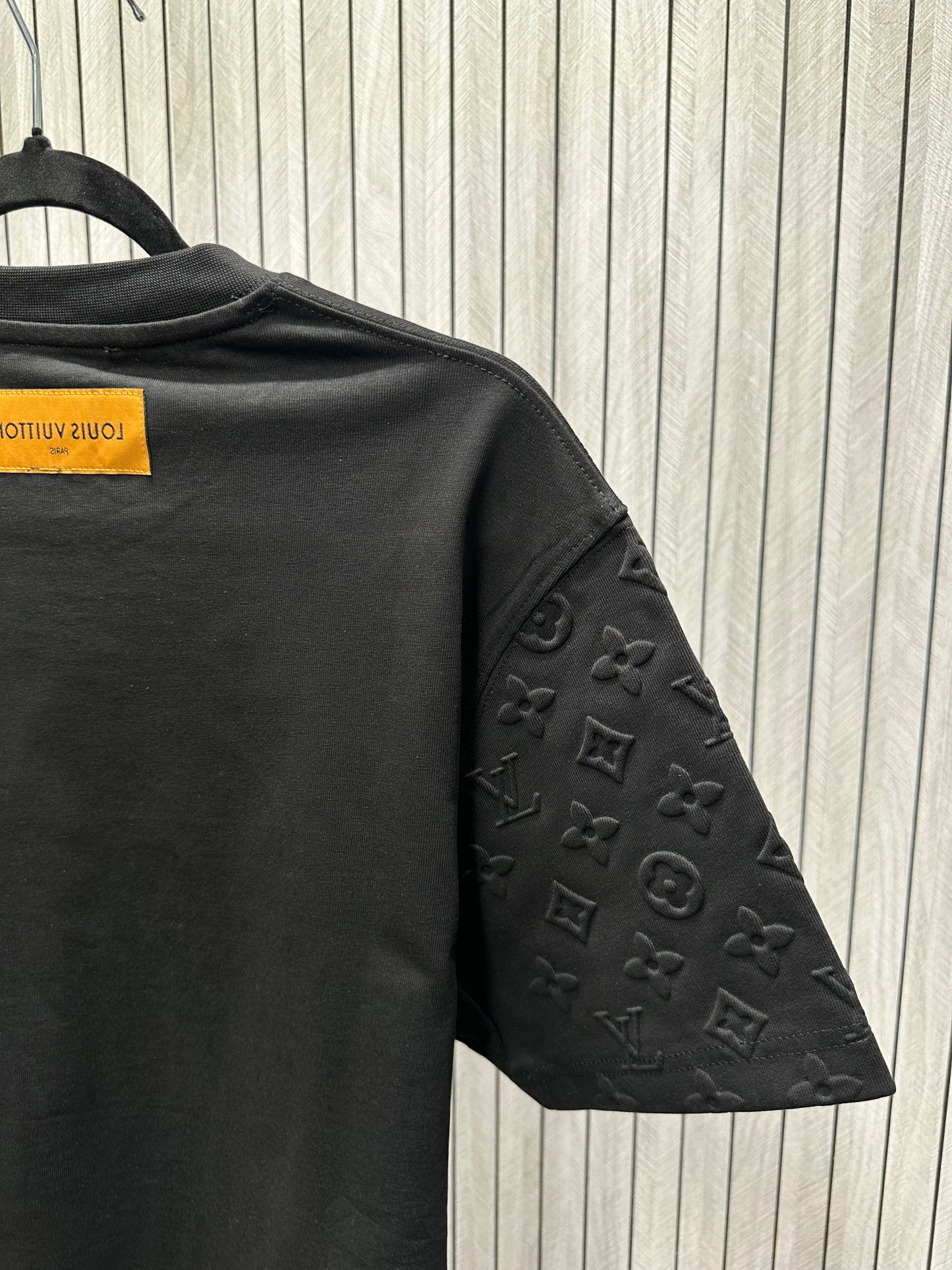 Tricou barbat ITON Negru