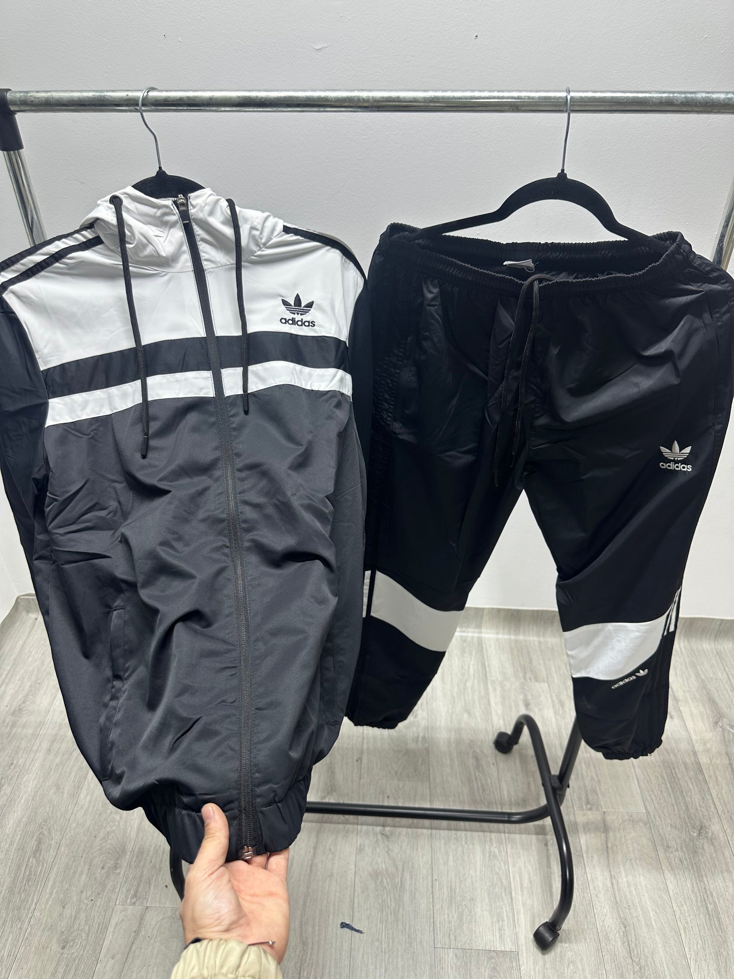 Trening Barbat AIS ALB Negru