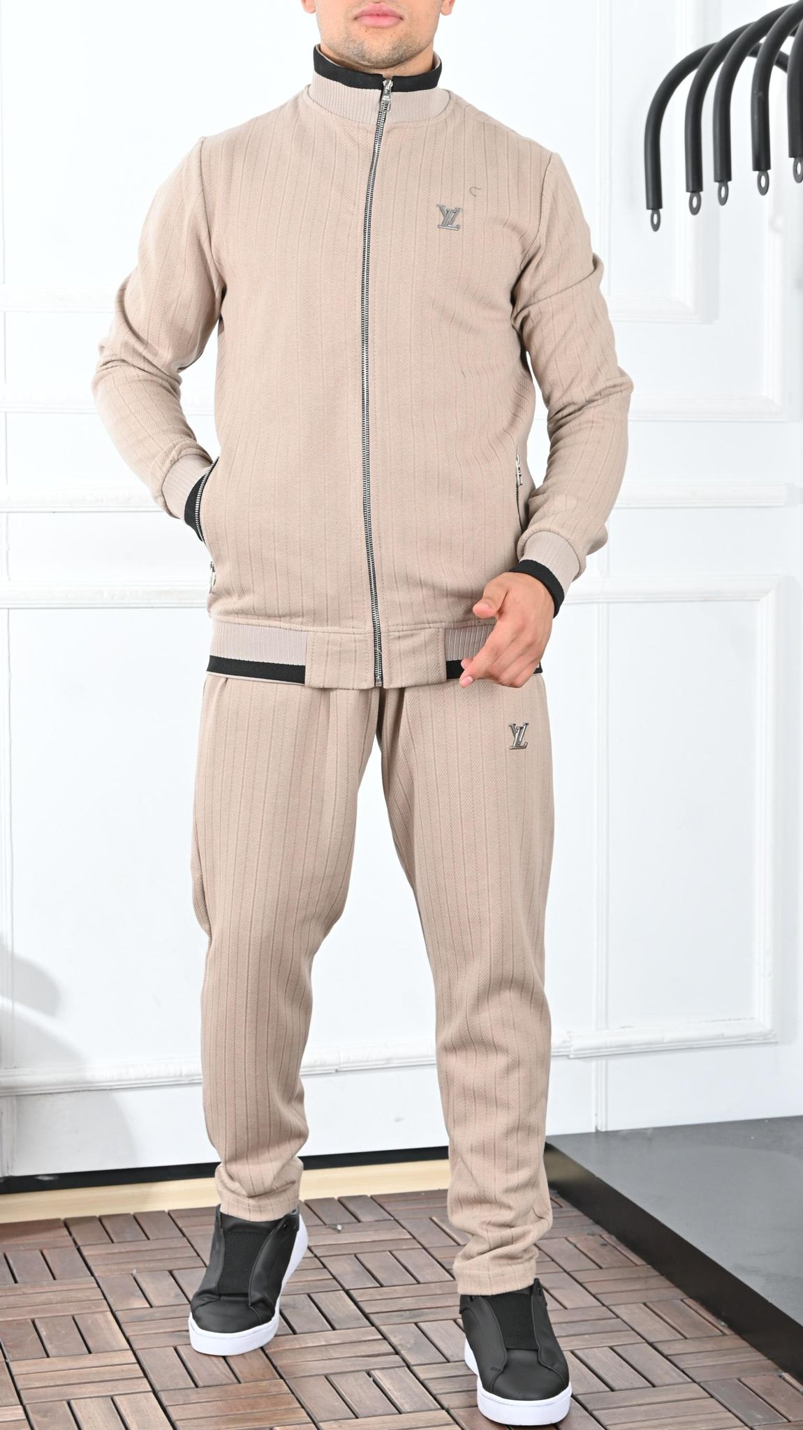 Trening Barbat LV Crem